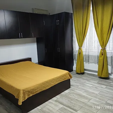 Apartamento Christie's 2 Central *